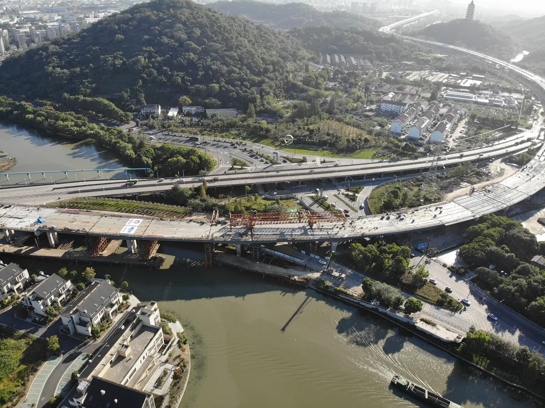 【钢结构·工程】上海宝冶助力绍兴S308省道智慧快速路改造工程二期第二标段全线贯通(图1) 【钢结构·工程】上海宝冶助力绍兴S308省道智慧快速路改造工程二期第二标段全线贯通(图1)