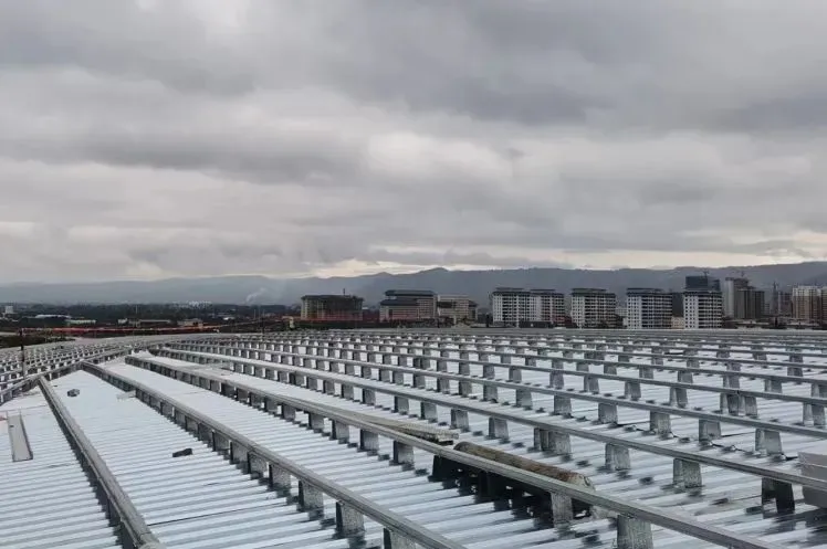 【钢结构·工程】甘肃临洮滑冰馆105米跨度椭圆形屋盖网架封顶(图17)