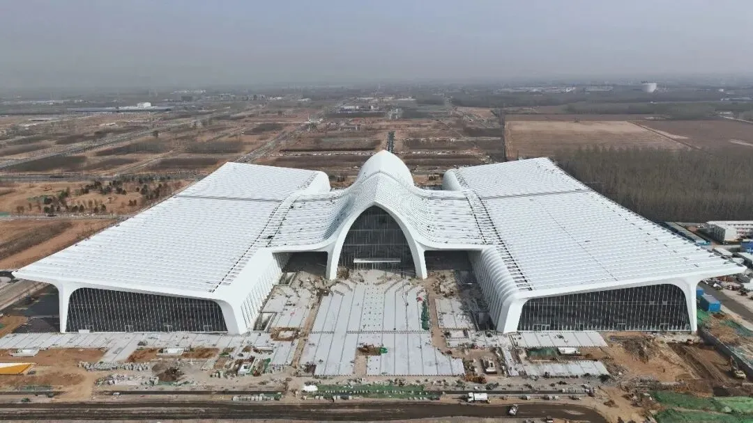 羽飞长空、科创未来,廊坊临空国际会展中心项目完成竣工验收(图1) 图片