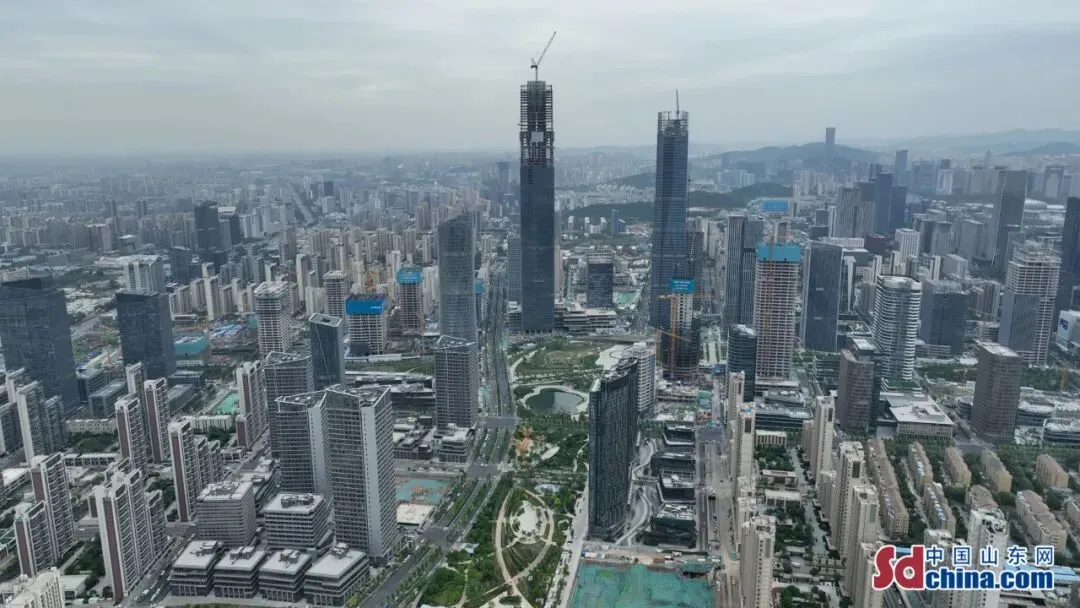 【钢结构·工程】428米“山东第一高”外框钢结构实现封顶(图8) 图片